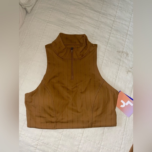 set - Picture 3 of 5